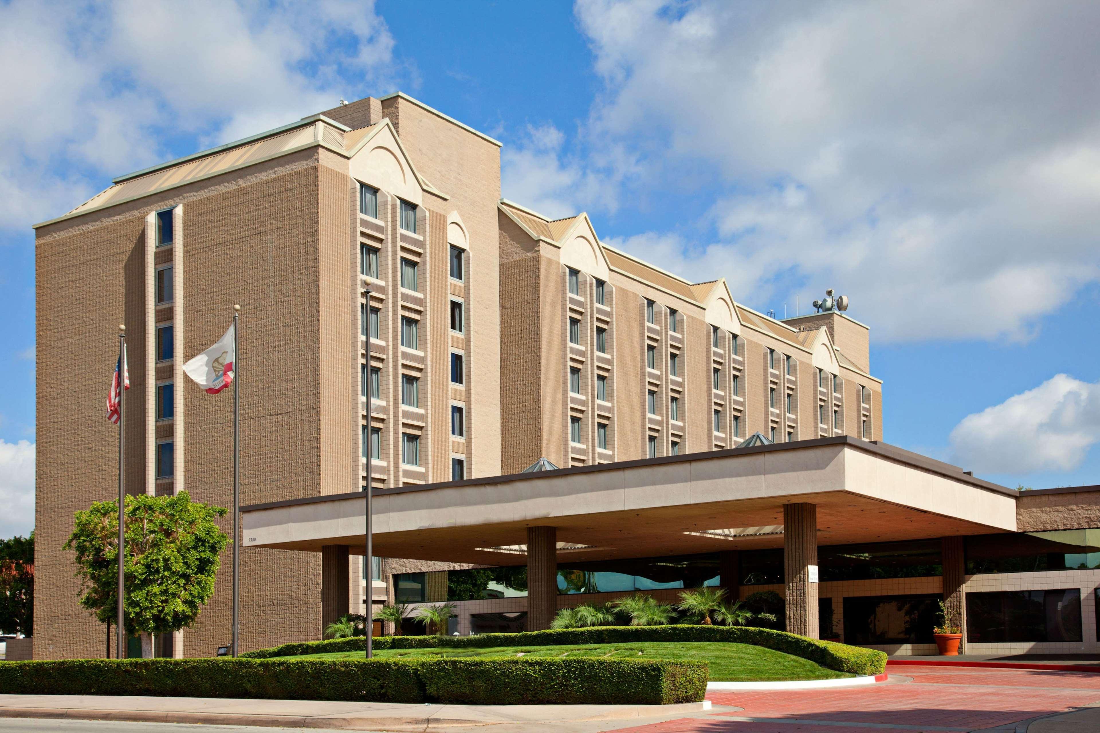Doubletree By Hilton Whittier Hotel Exterior foto