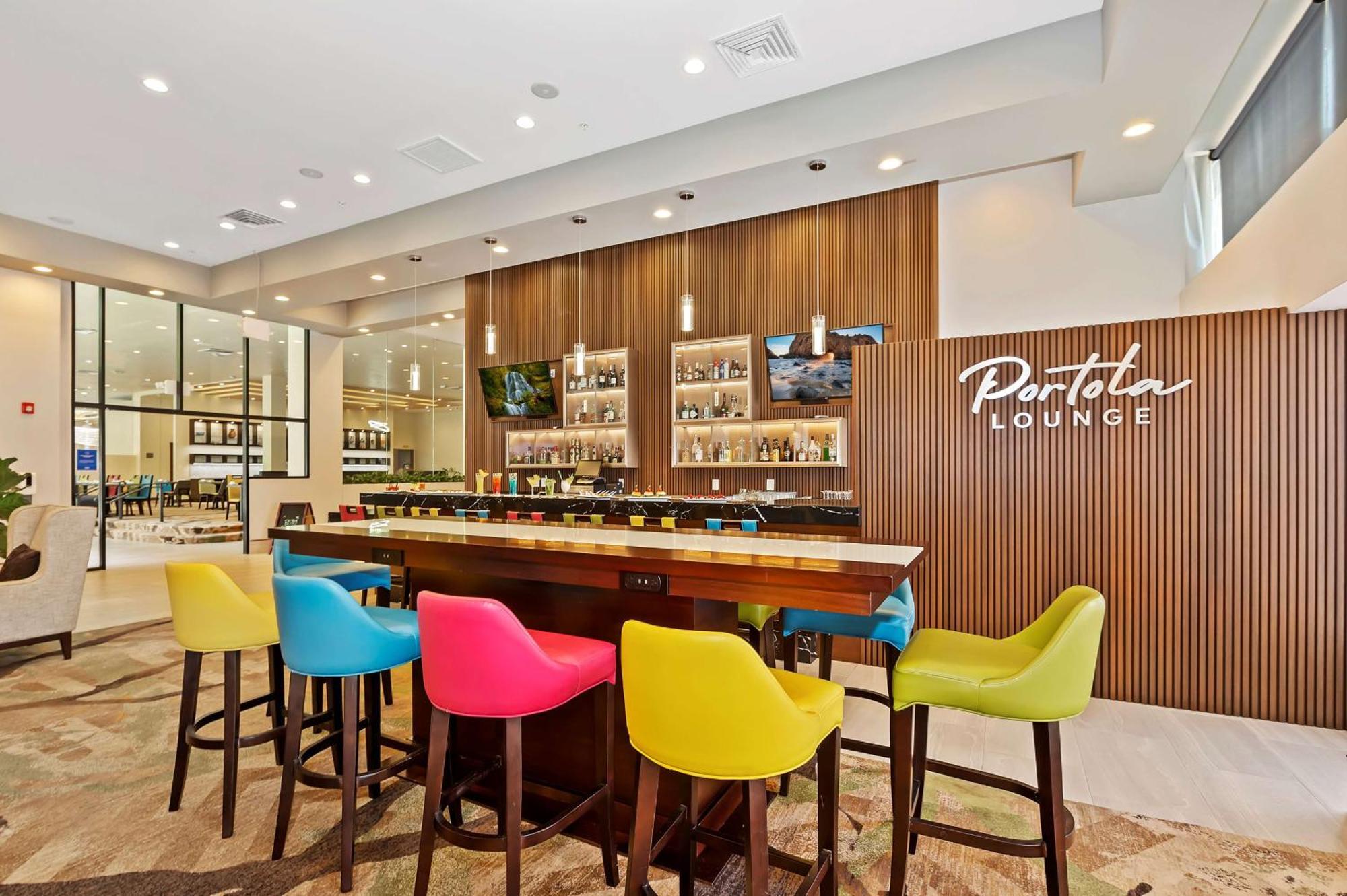 Doubletree By Hilton Whittier Hotel Exterior foto