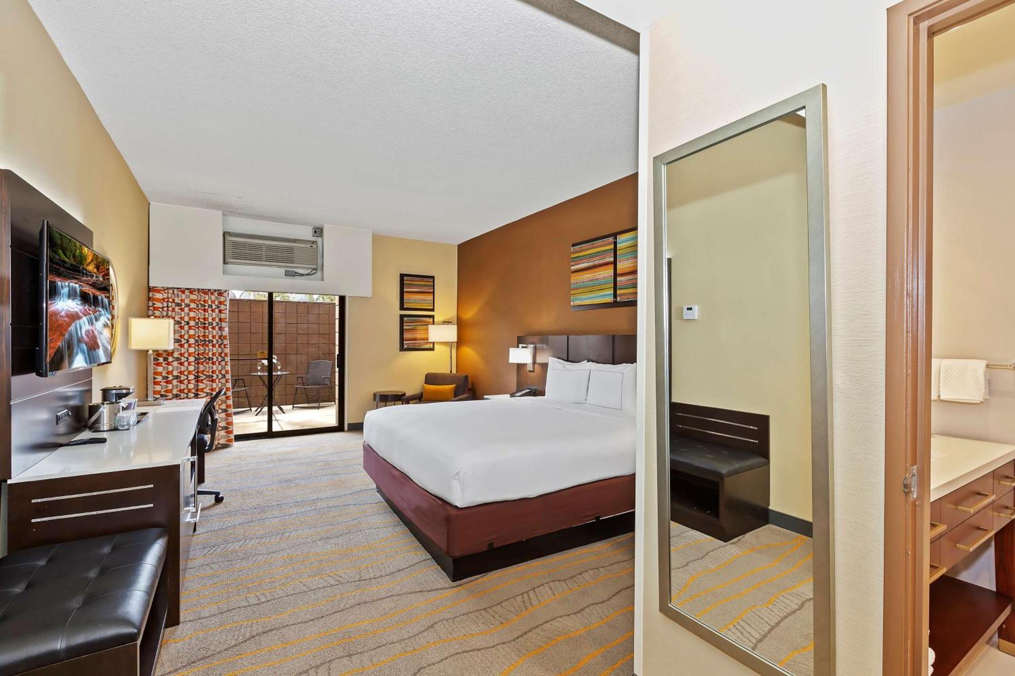 Doubletree By Hilton Whittier Hotel Exterior foto